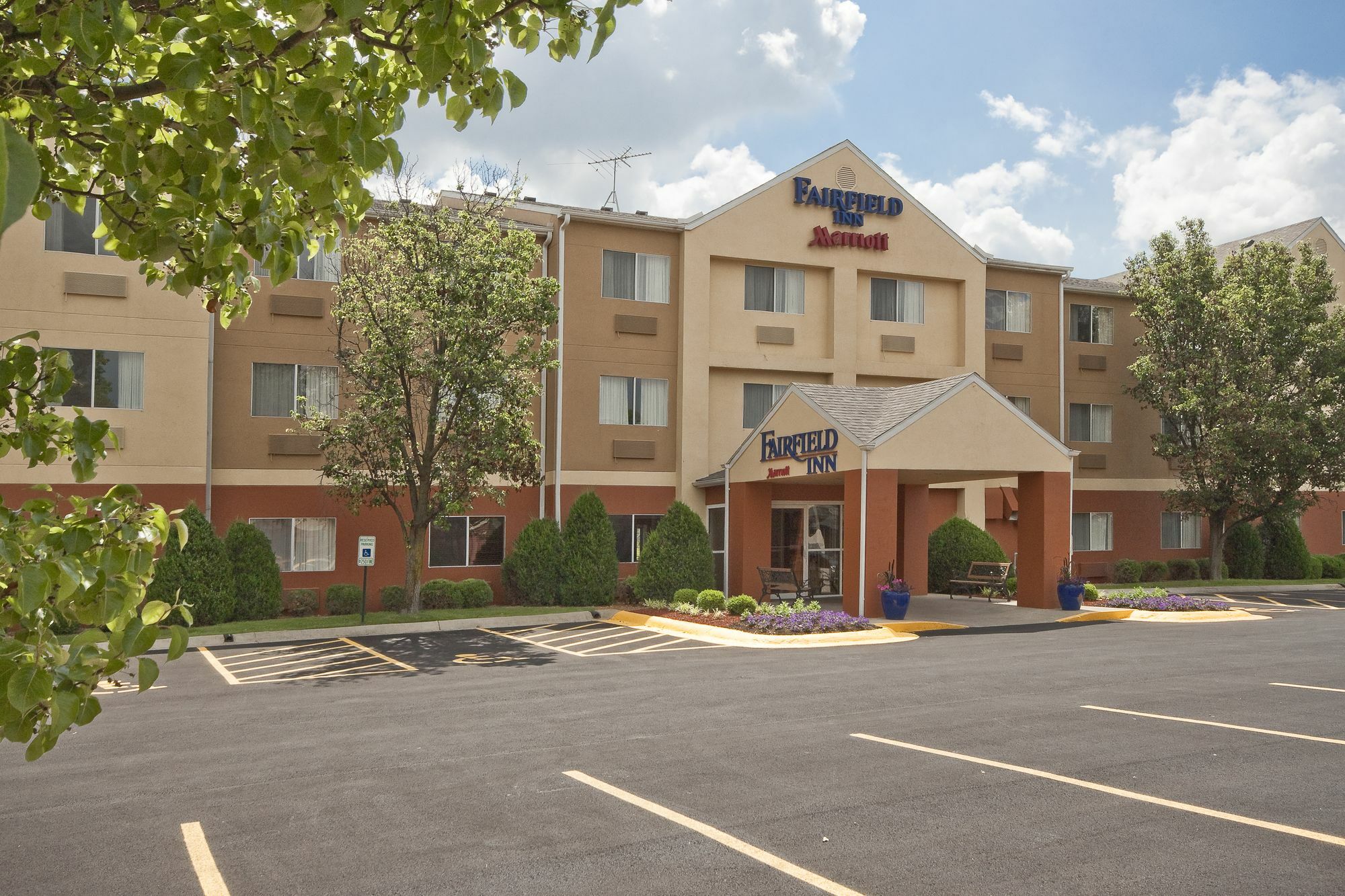 Country Inn & Suites By Radisson, Fairview Heights, Il מראה חיצוני תמונה
